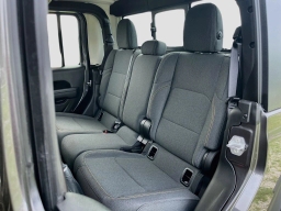 Jeep Gladiator Sport 4x4 2026