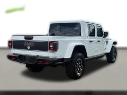 Jeep Gladiator Shadow Ops 4x4 2026