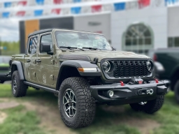 Jeep Gladiator Shadow Ops 4x4 2026