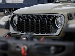 Jeep Gladiator Shadow Ops 4x4 2026