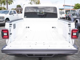 Jeep Gladiator Mojave 4x4 2026