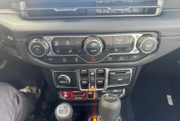 Jeep Gladiator Mojave 4x4 2026