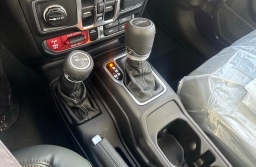 Jeep Gladiator Mojave 4x4 2026