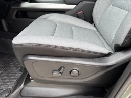 Ram 1500 Big Horn 4x2 Crew Cab 5'7" Box 2026