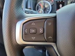 Ram 1500 Express 4x2 Crew Cab 5'7" Box 2026