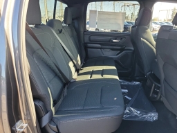 Ram 1500 Express 4x2 Crew Cab 5'7" Box 2026