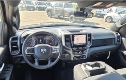 Ram 1500 Express 4x2 Crew Cab 5'7" Box 2026