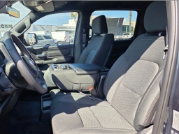 Ram 1500 Express 4x2 Crew Cab 5'7" Box 2026
