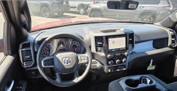 Ram 1500 Express 4x2 Crew Cab 5'7" Box 2026