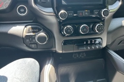 Ram 1500 Express 4x4 Quad Cab 6'4" Box 2026
