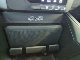Ram 1500 Big Horn 4x4 Crew Cab 5'7" Box 2026