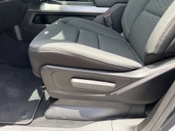 Ram 1500 Express 4x4 Crew Cab 5'7" Box 2026