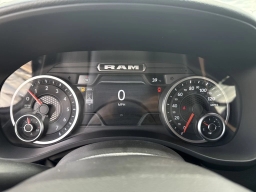 Ram 1500 Express 4x4 Crew Cab 5'7" Box 2026