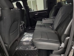 Ram 1500 Big Horn 4x4 Crew Cab 5'7" Box 2026