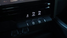 Ram 1500 Big Horn 4x4 Crew Cab 5'7" Box 2026