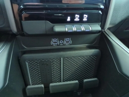 Ram 1500 Big Horn 4x4 Crew Cab 5'7" Box 2026