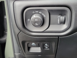 Ram 1500 Big Horn 4x4 Crew Cab 5'7" Box 2026