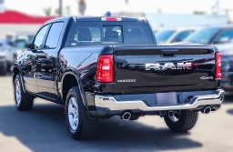Ram 1500 Big Horn 4x4 Crew Cab 5'7" Box 2026