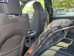 Ram 1500 Big Horn 4x4 Crew Cab 5'7" Box 2026