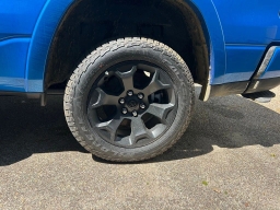 Ram 1500 Big Horn 4x4 Crew Cab 5'7" Box 2026