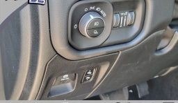 Ram 1500 Big Horn 4x4 Crew Cab 5'7" Box 2026