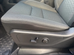 Ram 1500 Big Horn 4x4 Crew Cab 5'7" Box 2026