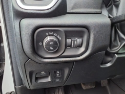 Ram 1500 Big Horn 4x4 Crew Cab 5'7" Box 2026