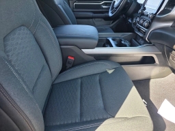 Ram 1500 Big Horn 4x4 Crew Cab 5'7" Box 2026