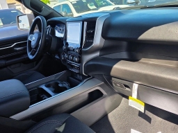 Ram 1500 Big Horn 4x4 Crew Cab 5'7" Box 2026