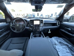 Ram 1500 Express 4x4 Crew Cab 5'7" Box 2026