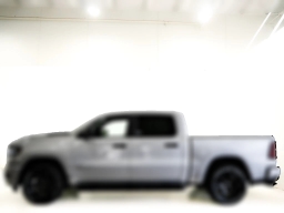 Ram 1500 Express 4x4 Crew Cab 5'7" Box 2026