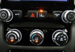 Ram 1500 Express 4x4 Crew Cab 5'7" Box 2026