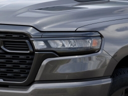 Ram 1500 Express 4x4 Crew Cab 5'7" Box 2026
