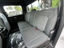 Ram 1500 Express 4x4 Crew Cab 5'7" Box 2026