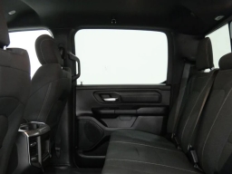 Ram 1500 Express 4x4 Crew Cab 5'7" Box 2026