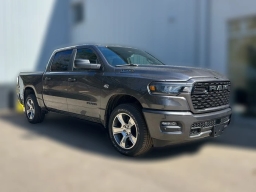 Ram 1500 Express 4x4 Crew Cab 5'7" Box 2026