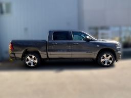 Ram 1500 Express 4x4 Crew Cab 5'7" Box 2026