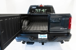 Ram 1500 Limited 4x4 Crew Cab 5'7" Box 2026