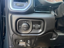 Ram 1500 Laramie 4x4 Crew Cab 5'7" Box 2026