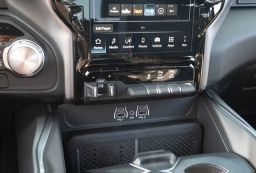 Ram 1500 Laramie 4x4 Crew Cab 5'7" Box 2026