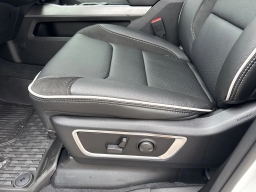 Ram 1500 Laramie 4x4 Crew Cab 5'7" Box 2026