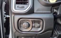 Ram 1500 Laramie 4x4 Crew Cab 5'7" Box 2026
