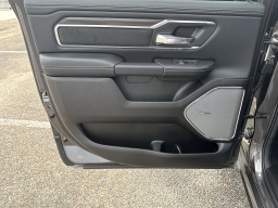 Ram 1500 Laramie 4x4 Crew Cab 5'7" Box 2026