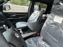 Ram 1500 Big Horn 4x4 Crew Cab 6'4" Box 2026
