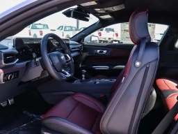 Ford Mustang GT Premium Fastback 2026
