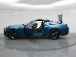 Ford Mustang GT Fastback 2026