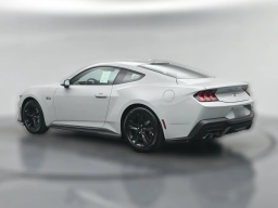 Ford Mustang GT Fastback 2026