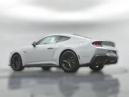 Ford Mustang GT Fastback 2026