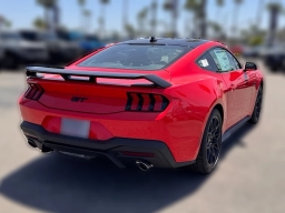 Ford Mustang GT Premium Fastback 2026
