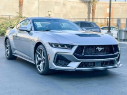 Ford Mustang GT Premium Fastback 2025